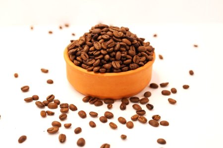قهوه  كولمبي اسمر حب