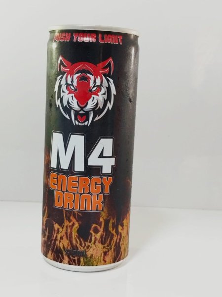 مشروب طاقة m4